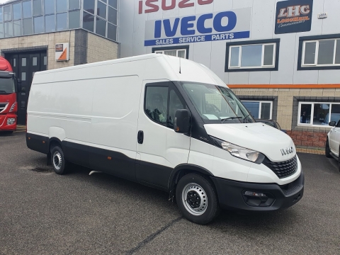 New Iveco Daily 35S14 LWB Van
