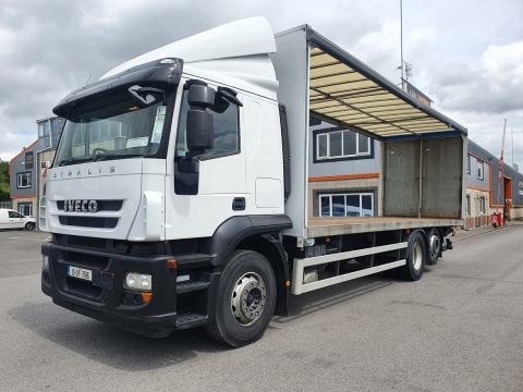 2010 Iveco 310 6x2 Curtainside